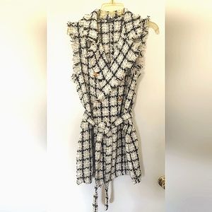 Sleeveless tweed jacket by SHEIN
